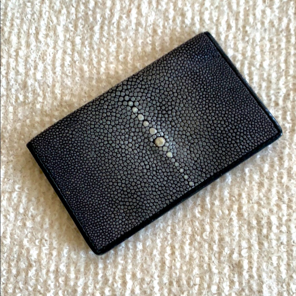 Grey Stingray Skin Card Wallet